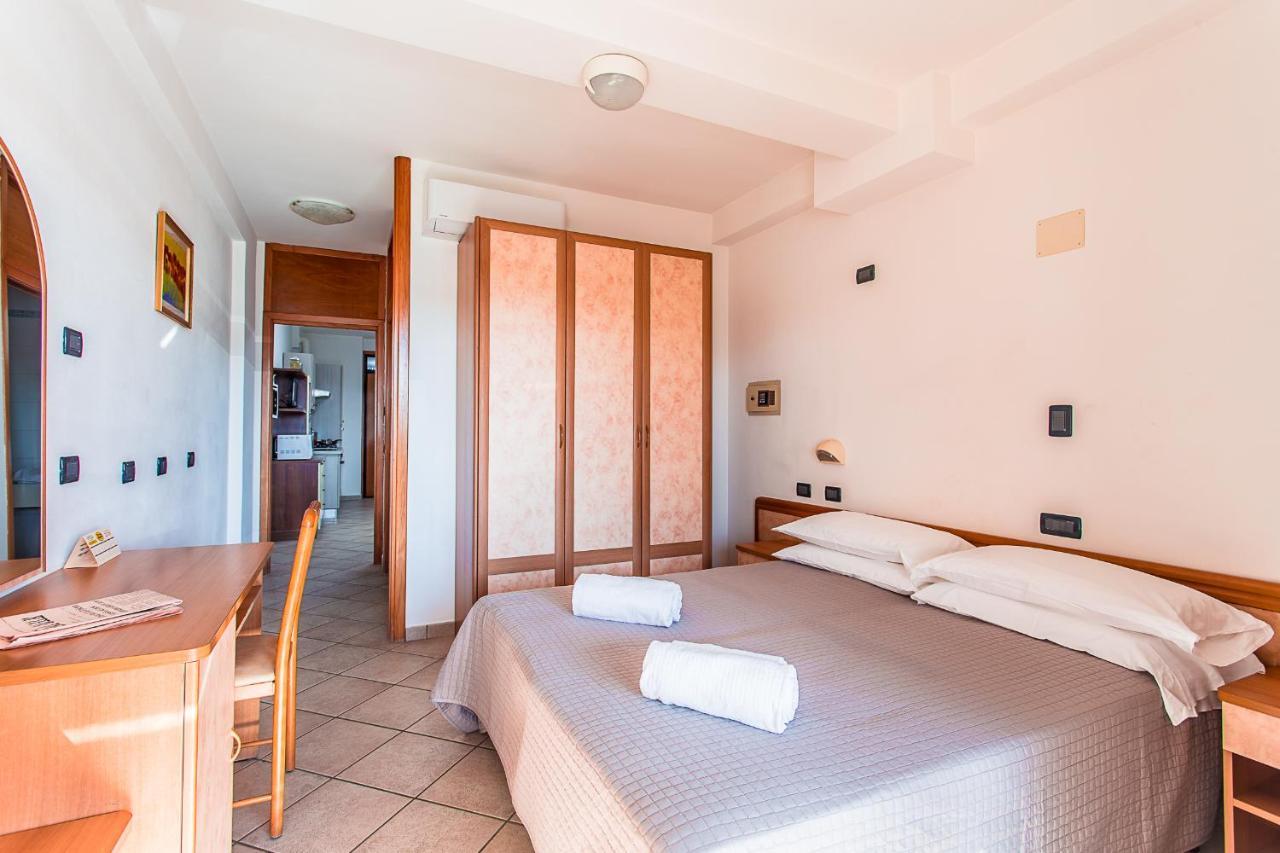 Hotel Residence Jamaica Milano Marittima Ngoại thất bức ảnh